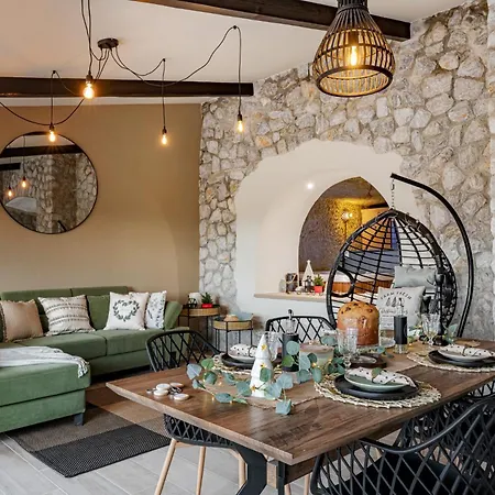 La Cantina